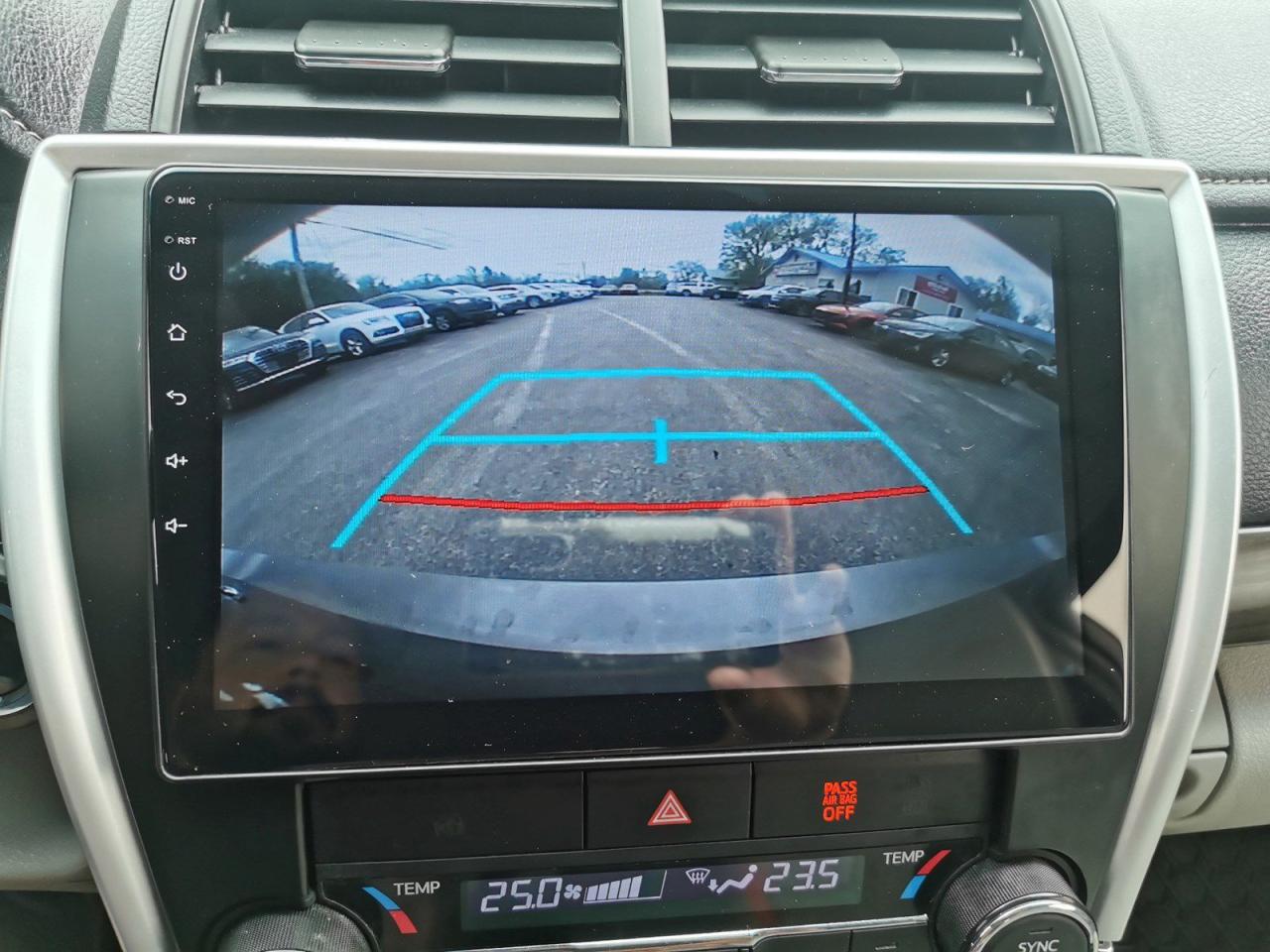 2015 Toyota Camry XLE V6 - Photo #30