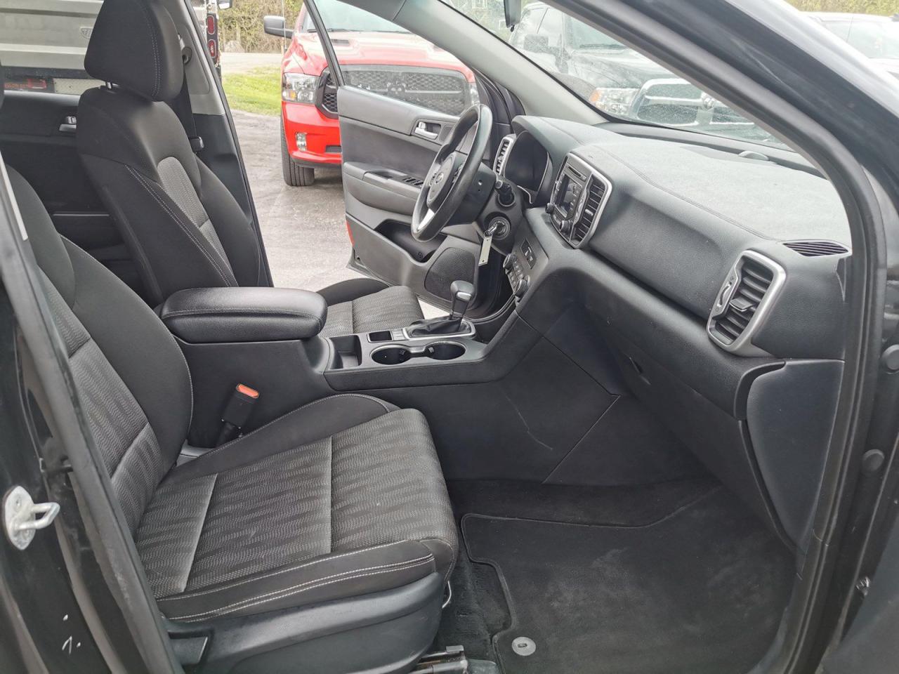 2017 Kia Sportage LX - Photo #18