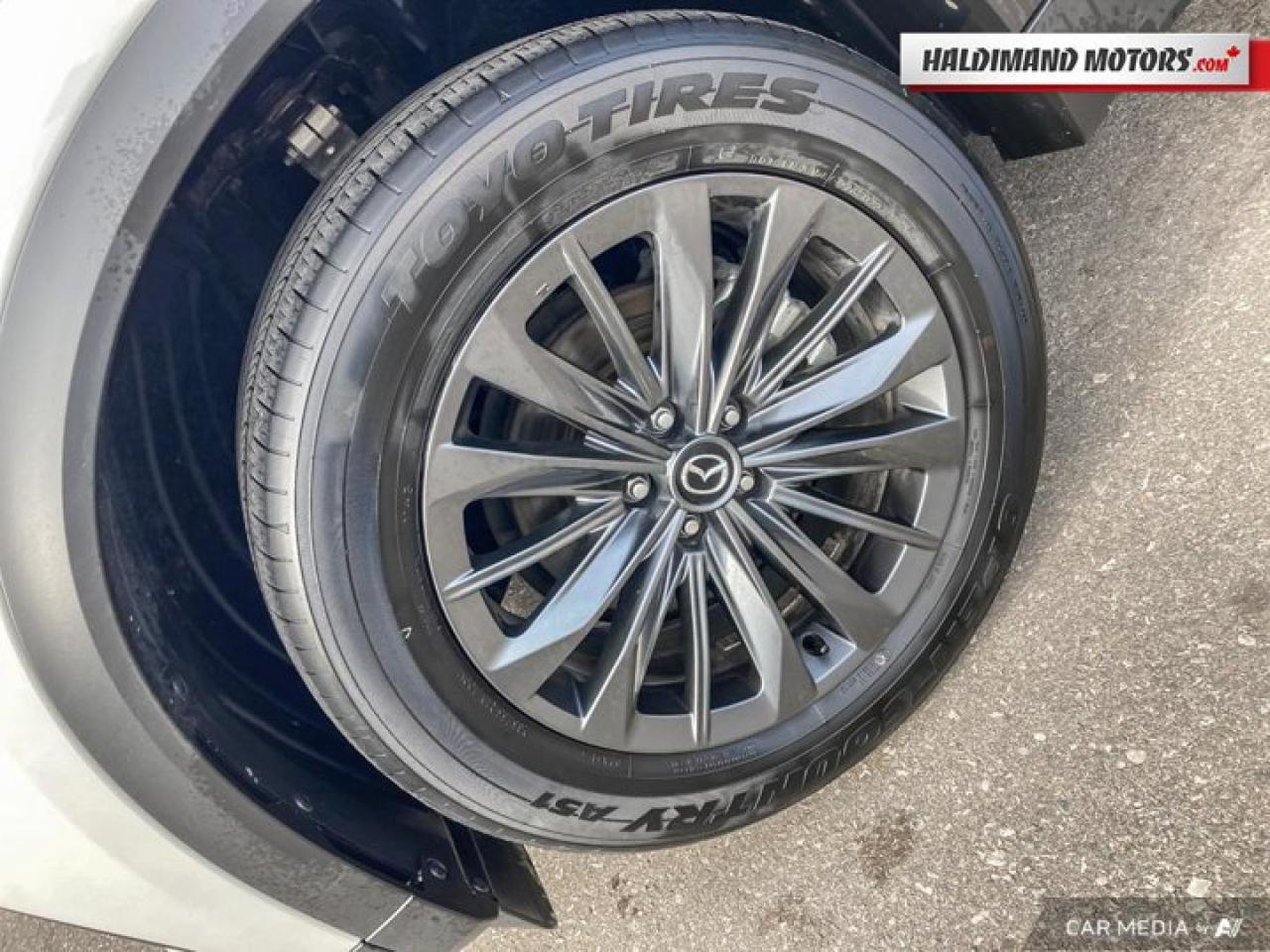 2025 Mazda CX-70 MHEV GS-L AWD | Leather | Adaptive Cruise | Sunroof Photo