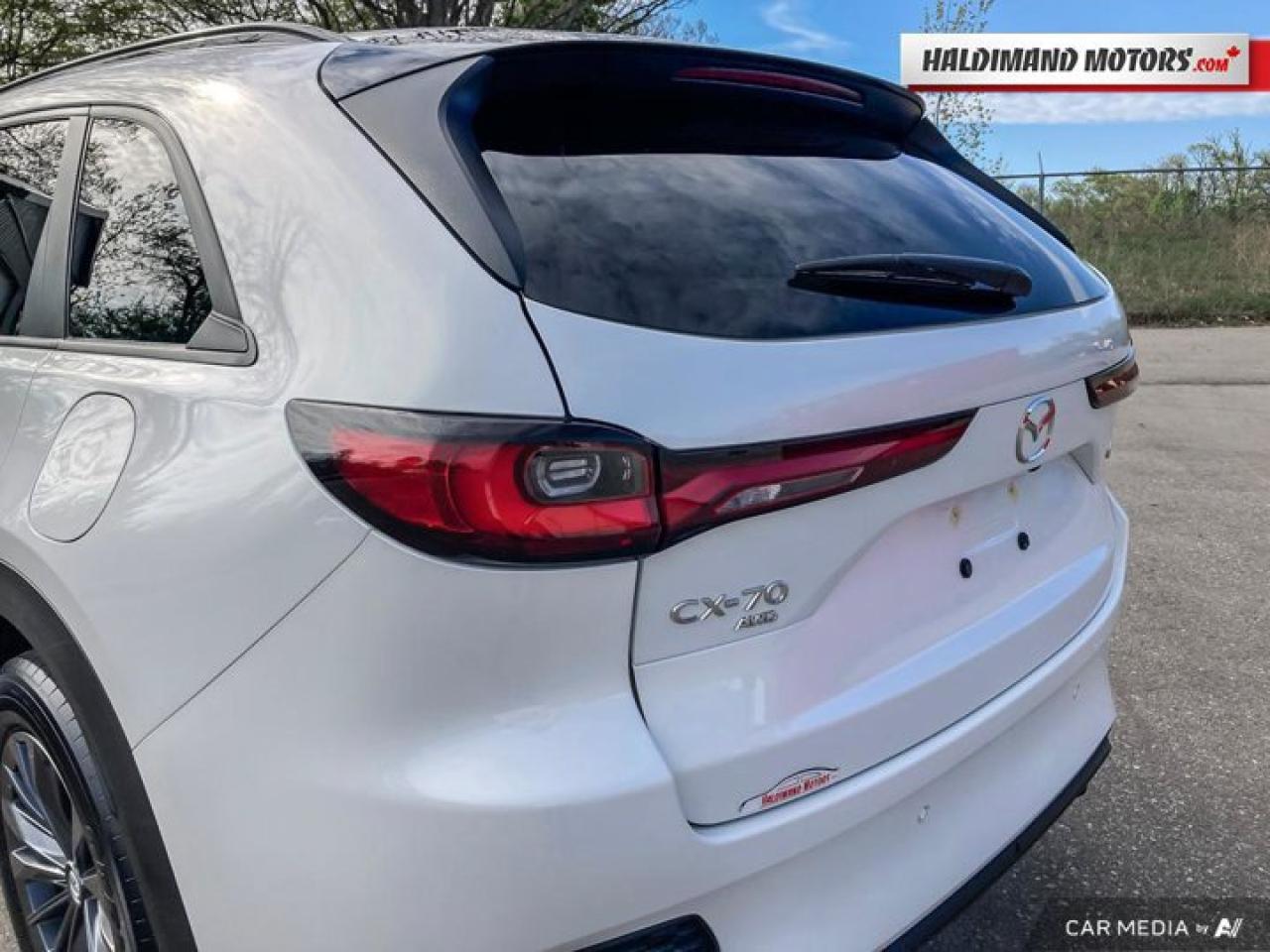 2025 Mazda CX-70 MHEV GS-L AWD | Leather | Adaptive Cruise | Sunroof Photo