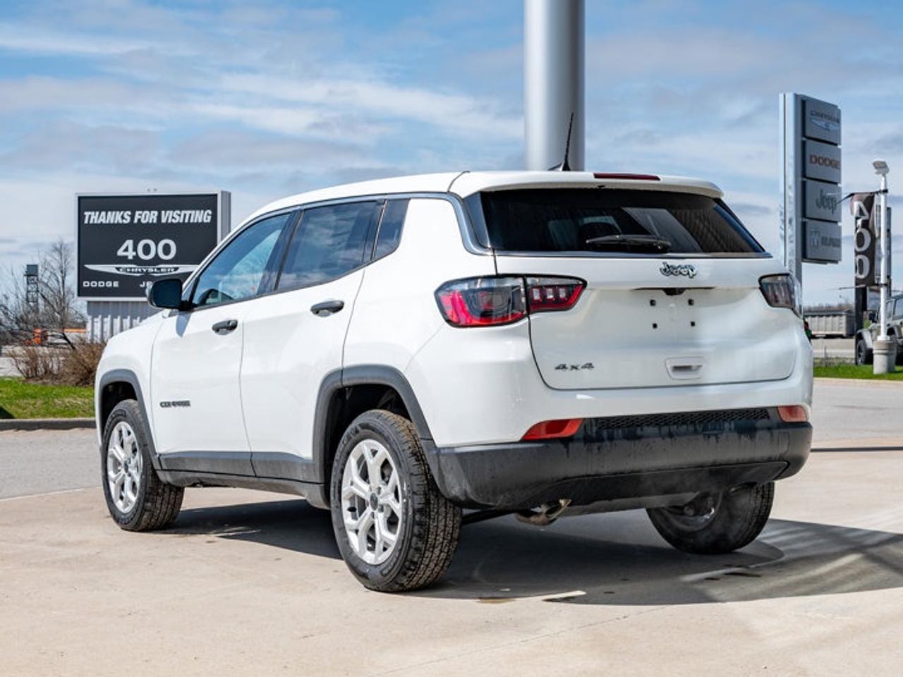2025 Jeep Compass Sport Photo