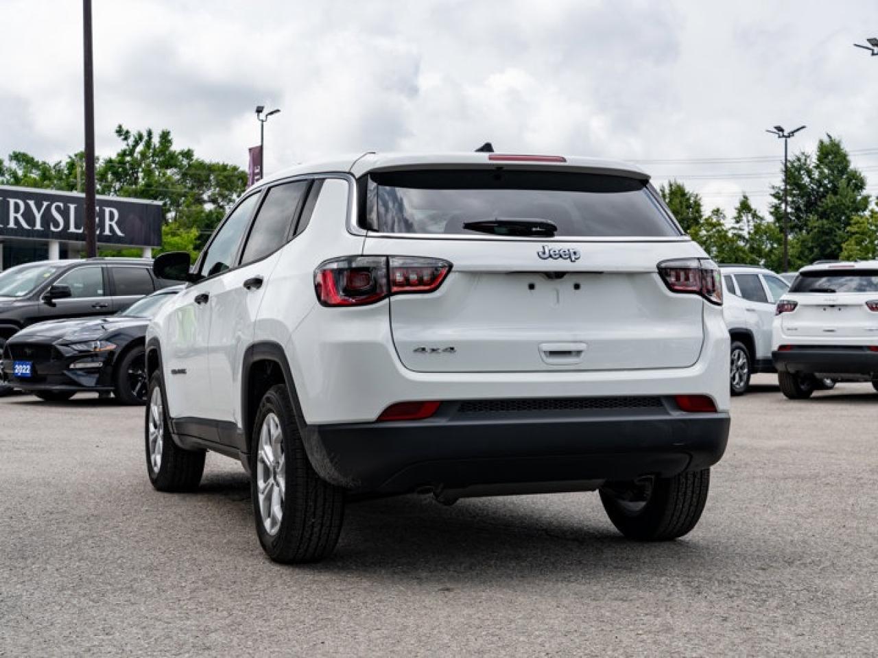 2025 Jeep Compass Sport Photo