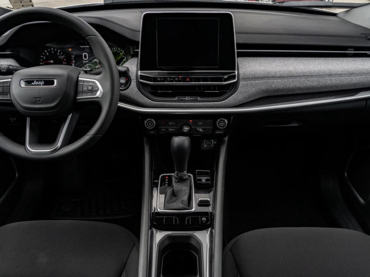 2025 Jeep Compass Sport Photo