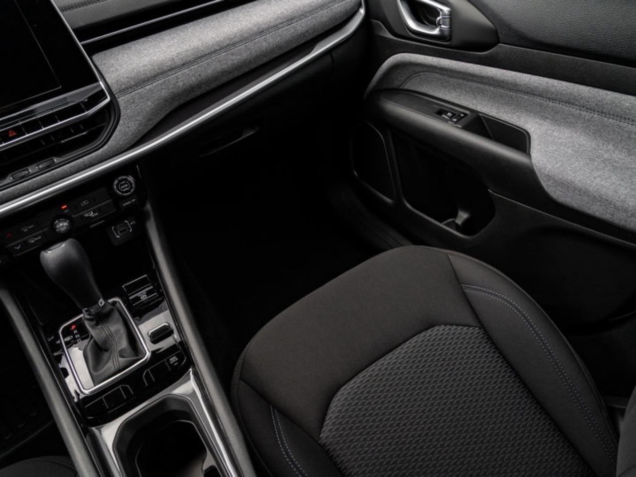 2025 Jeep Compass Sport Photo