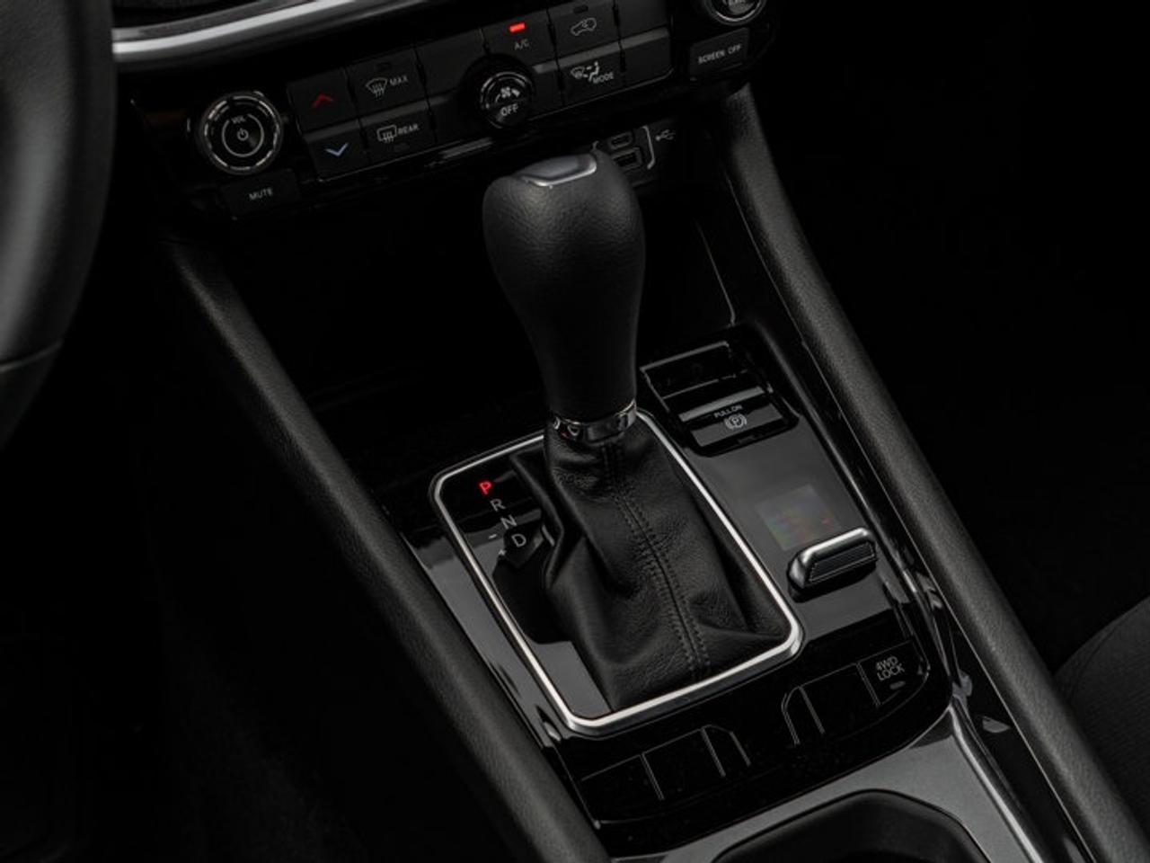 2025 Jeep Compass Sport Photo