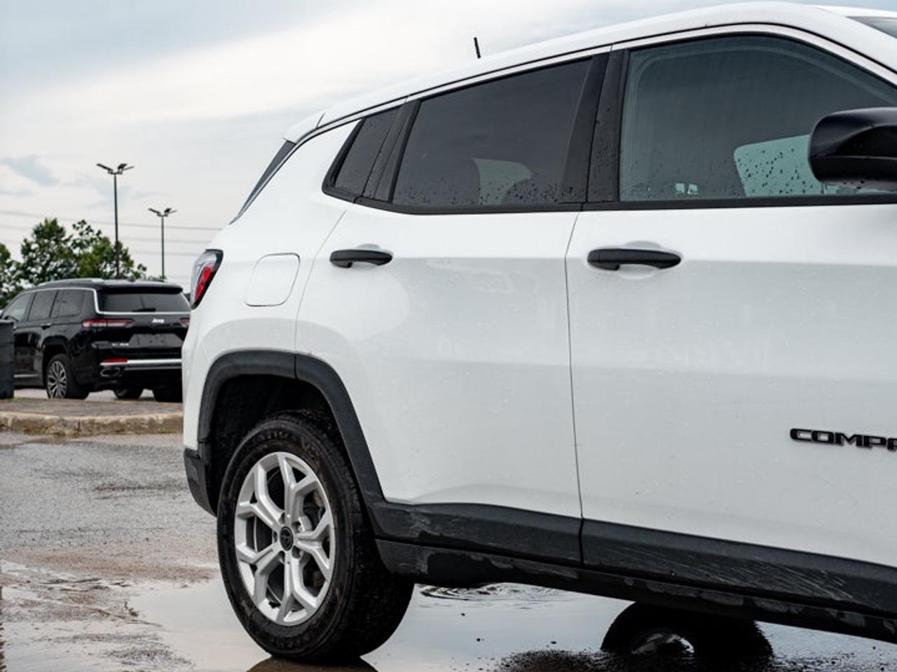 2025 Jeep Compass Sport Photo