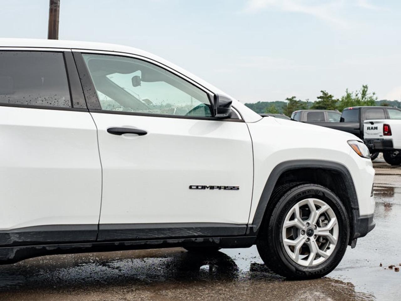2025 Jeep Compass Sport Photo