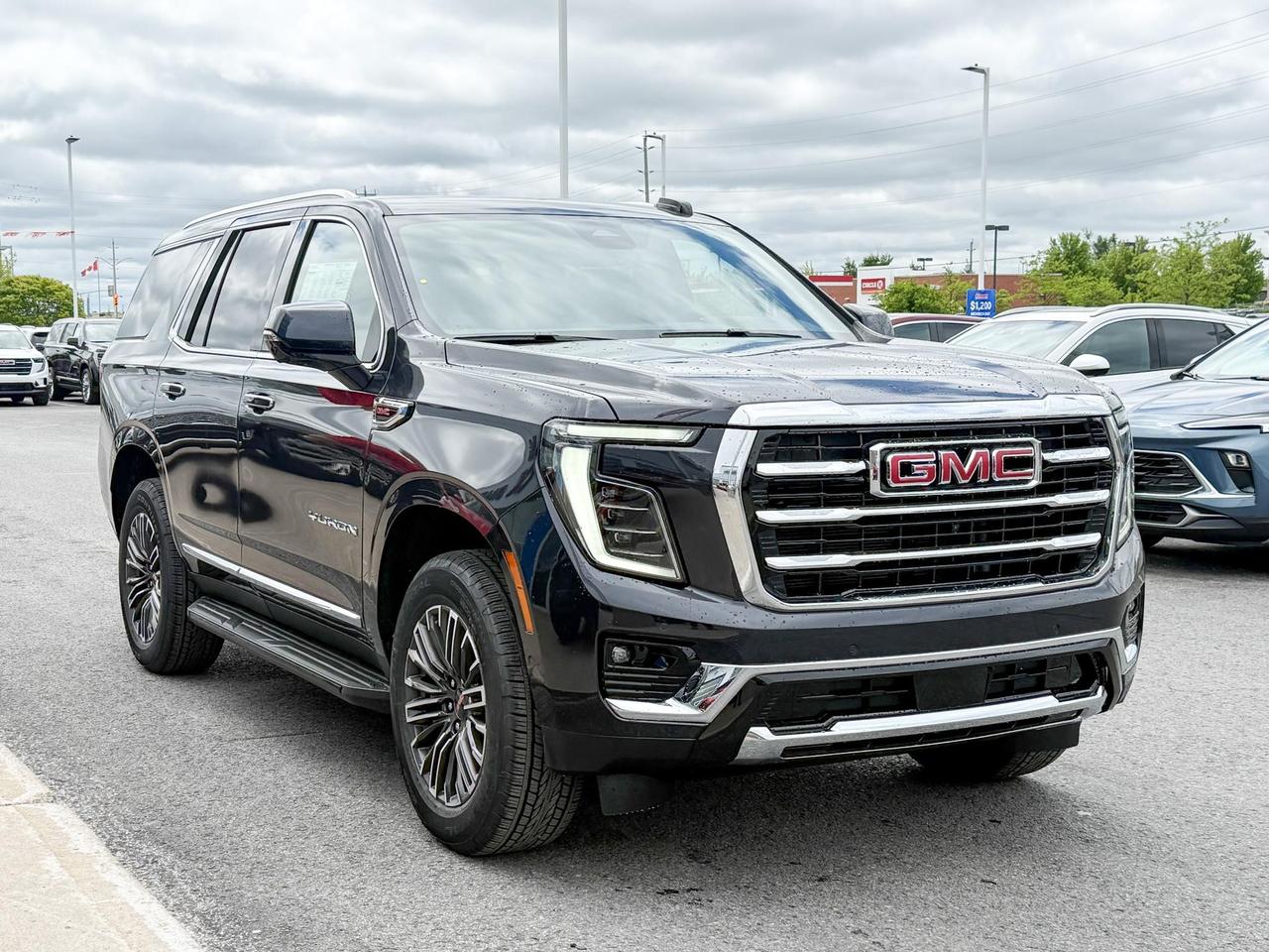 2025 GMC Yukon Elevation 5.3L V8 WITH REMOTE START/ENTRY, HEATED SEATS, HEATED STEERING WHEEL, POWER LIFTGATE, HD SURROUND VISION, BOSE SPEAKER SYSTEM Photo