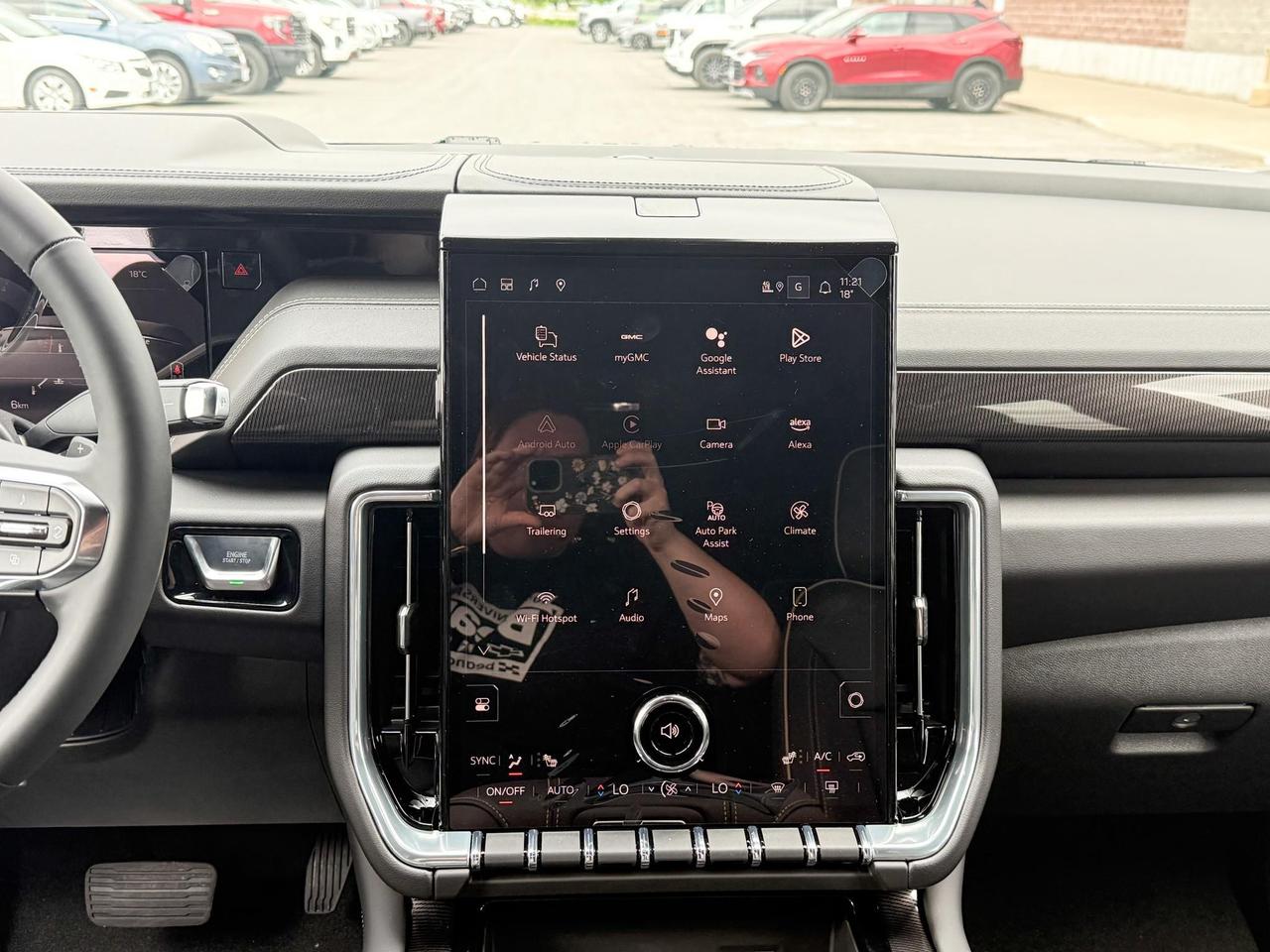 2025 GMC Yukon Elevation 5.3L V8 WITH REMOTE START/ENTRY, HEATED SEATS, HEATED STEERING WHEEL, POWER LIFTGATE, HD SURROUND VISION, BOSE SPEAKER SYSTEM Photo