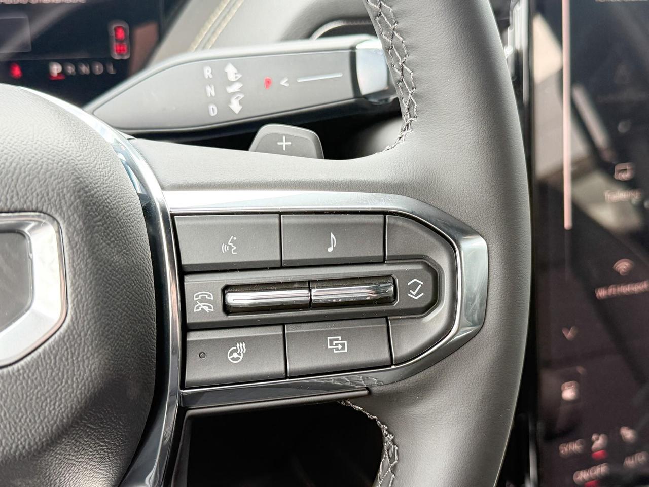 2025 GMC Yukon Elevation 5.3L V8 WITH REMOTE START/ENTRY, HEATED SEATS, HEATED STEERING WHEEL, POWER LIFTGATE, HD SURROUND VISION, BOSE SPEAKER SYSTEM Photo