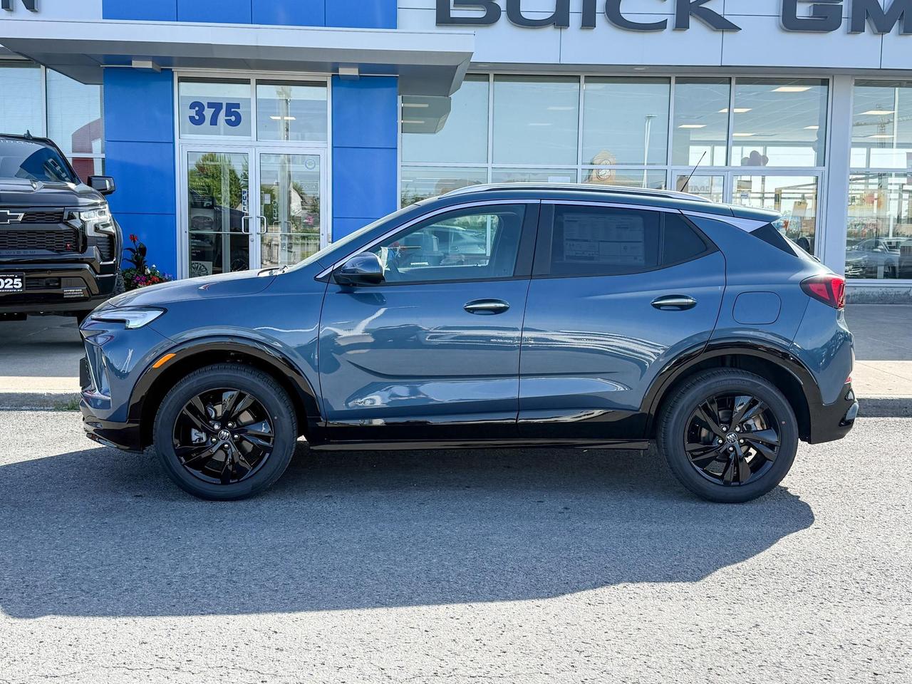 2025 Buick Encore GX Sport Touring 1.3L 3CYL WITH REMOTE START/ENTRY, HEATED SEATS, HEATED STEERING WHEEL, HD REAR VISION CAMERA, APPLE CARPLAY AND ANDROID AUTO Photo