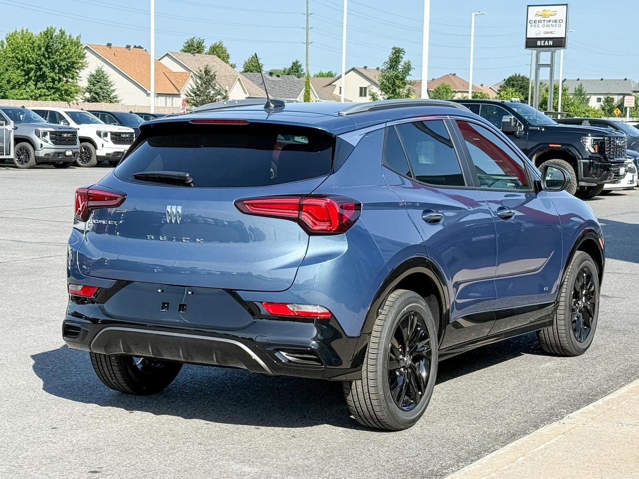 2025 Buick Encore GX Sport Touring 1.3L 3CYL WITH REMOTE START/ENTRY, HEATED SEATS, HEATED STEERING WHEEL, HD REAR VISION CAMERA, APPLE CARPLAY AND ANDROID AUTO Photo