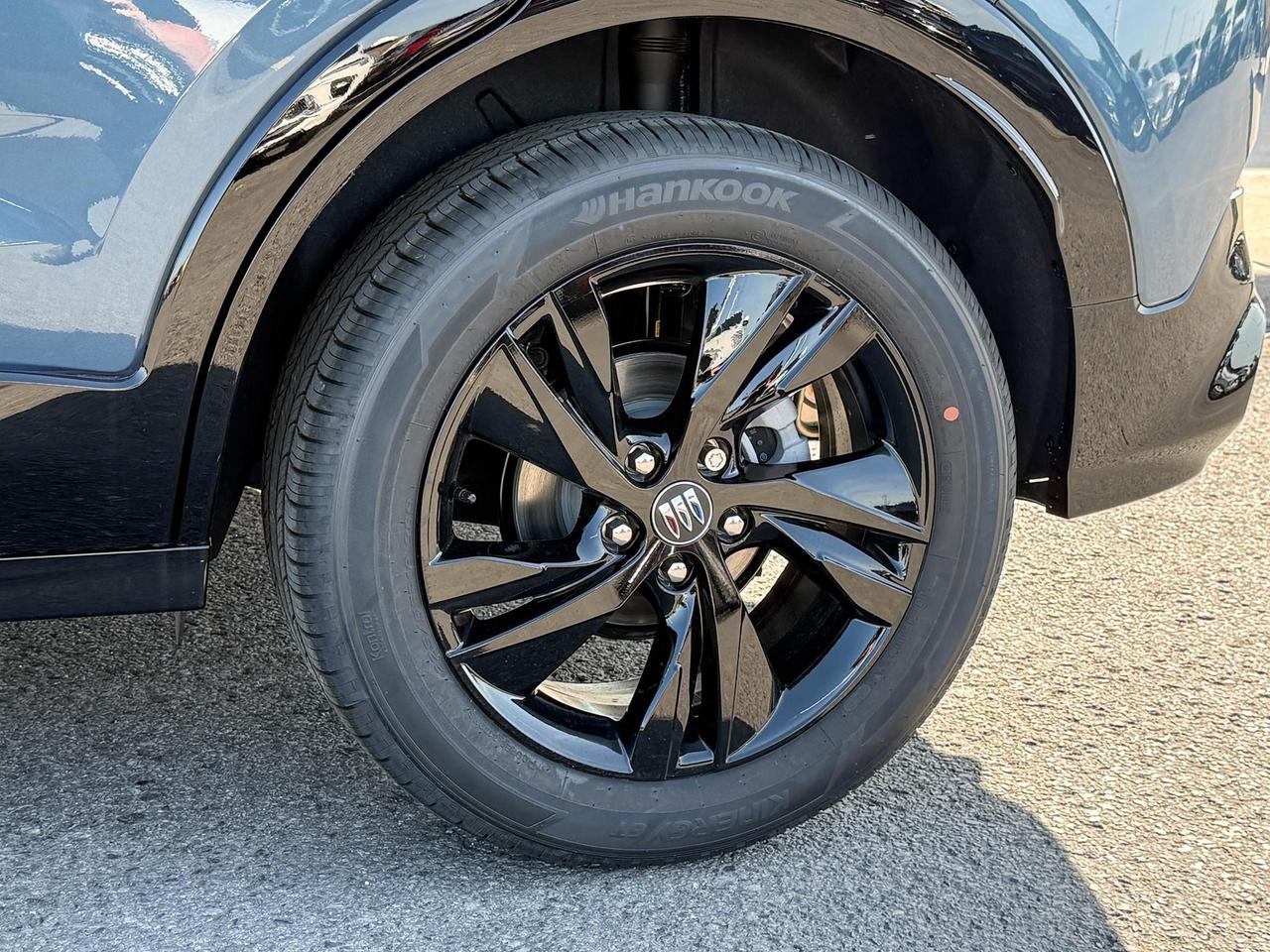2025 Buick Encore GX Sport Touring 1.3L 3CYL WITH REMOTE START/ENTRY, HEATED SEATS, HEATED STEERING WHEEL, HD REAR VISION CAMERA, APPLE CARPLAY AND ANDROID AUTO Photo
