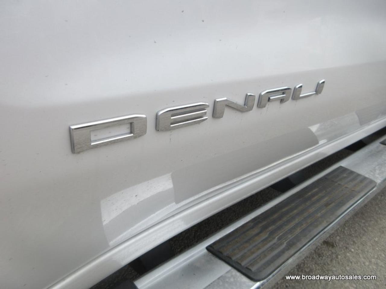 2021 GMC Sierra 1500 LOADED DENALI-PACKAGE 5 PASSENGER 3.0L - DURAMAX.. 4X4.. CREW-CAB.. SHORTY.. NAVIGATION.. LEATHER.. HEATED/AC SEATS.. BACK-UP CAMERA.. Photo