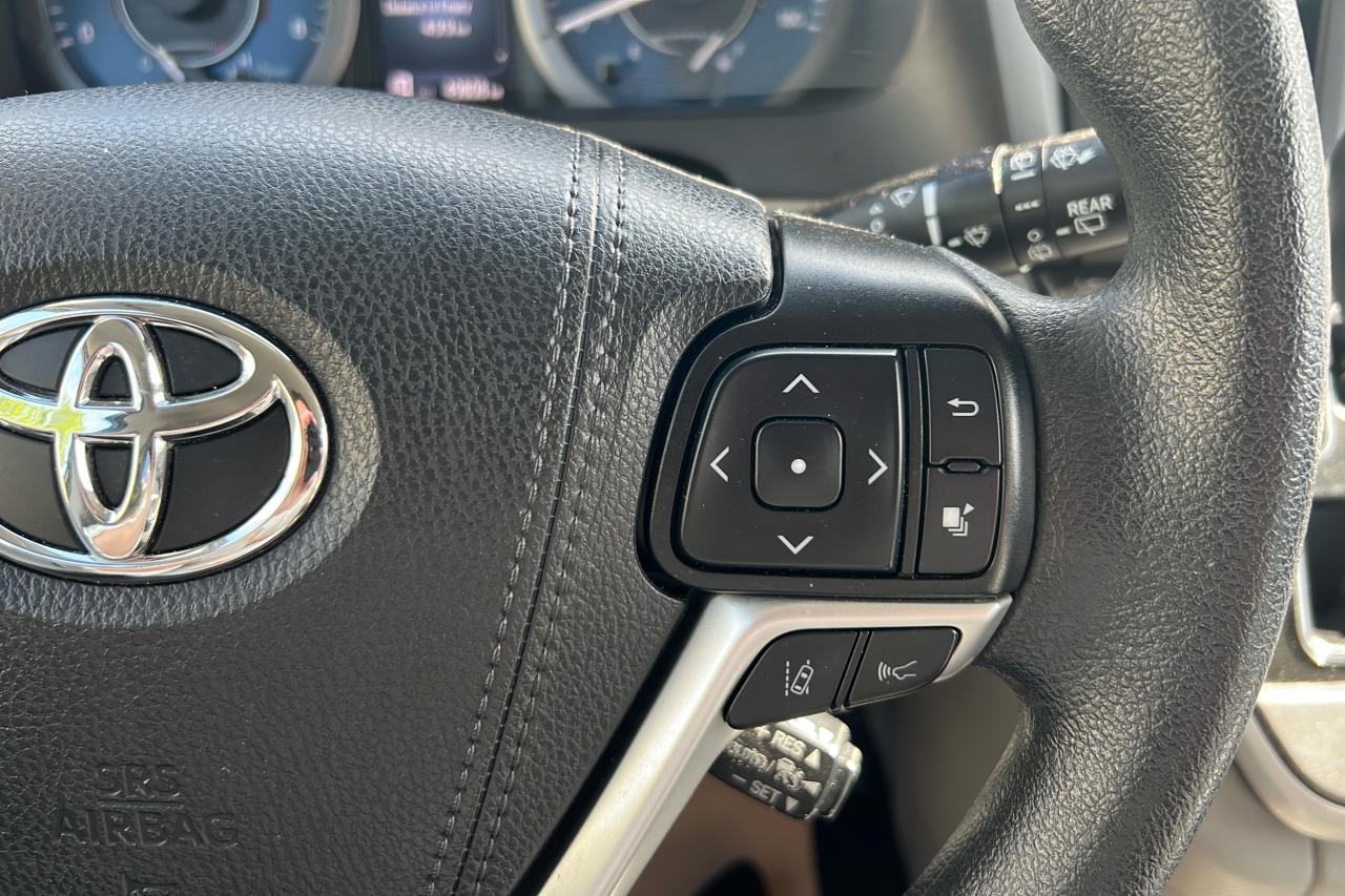 2020 Toyota Sienna LE AWD 7 PASS Photo
