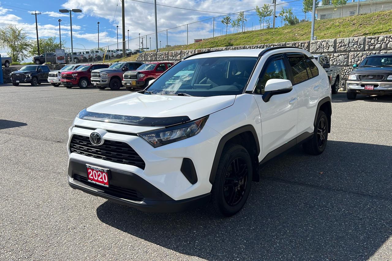 2020 Toyota RAV4 LE Photo2