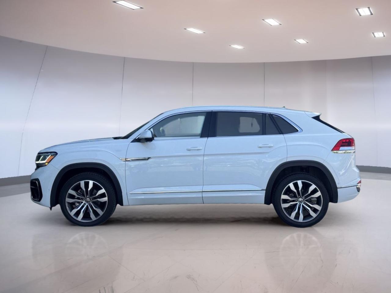 <p>This ACCIDENT FREE TOP MODEL VW Atlas Cross EXECLINE R-LINE comes fully loaded with a reliable and responsive 3.6L V6 motor</p>
<a href=http://www.precisionhyundai.com/used/Volkswagen-Atlas_Cross_Sport-2023-id12265972.html>http://www.precisionhyundai.com/used/Volkswagen-Atlas_Cross_Sport-2023-id12265972.html</a>