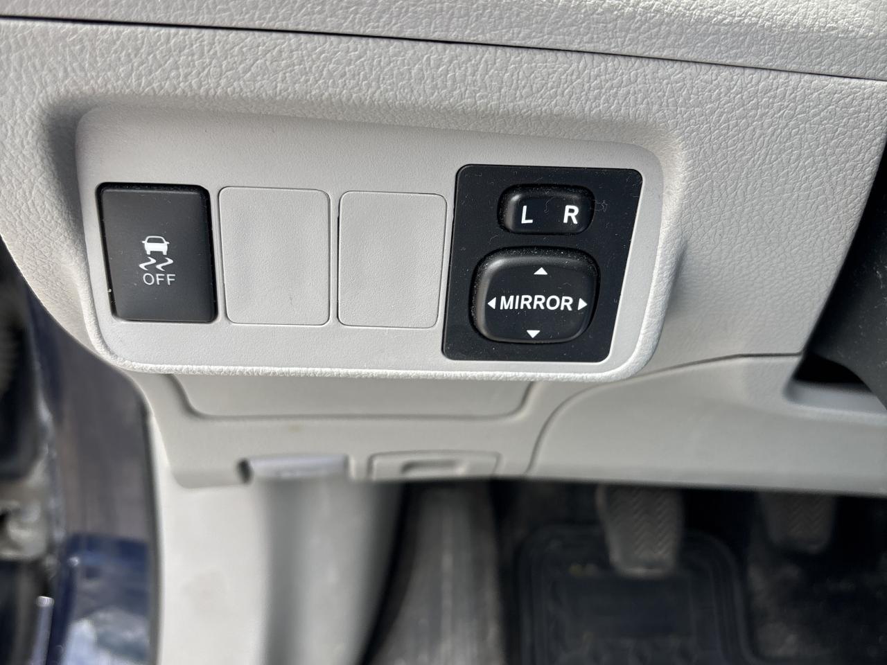2012 Toyota Corolla CE Manual Photo22