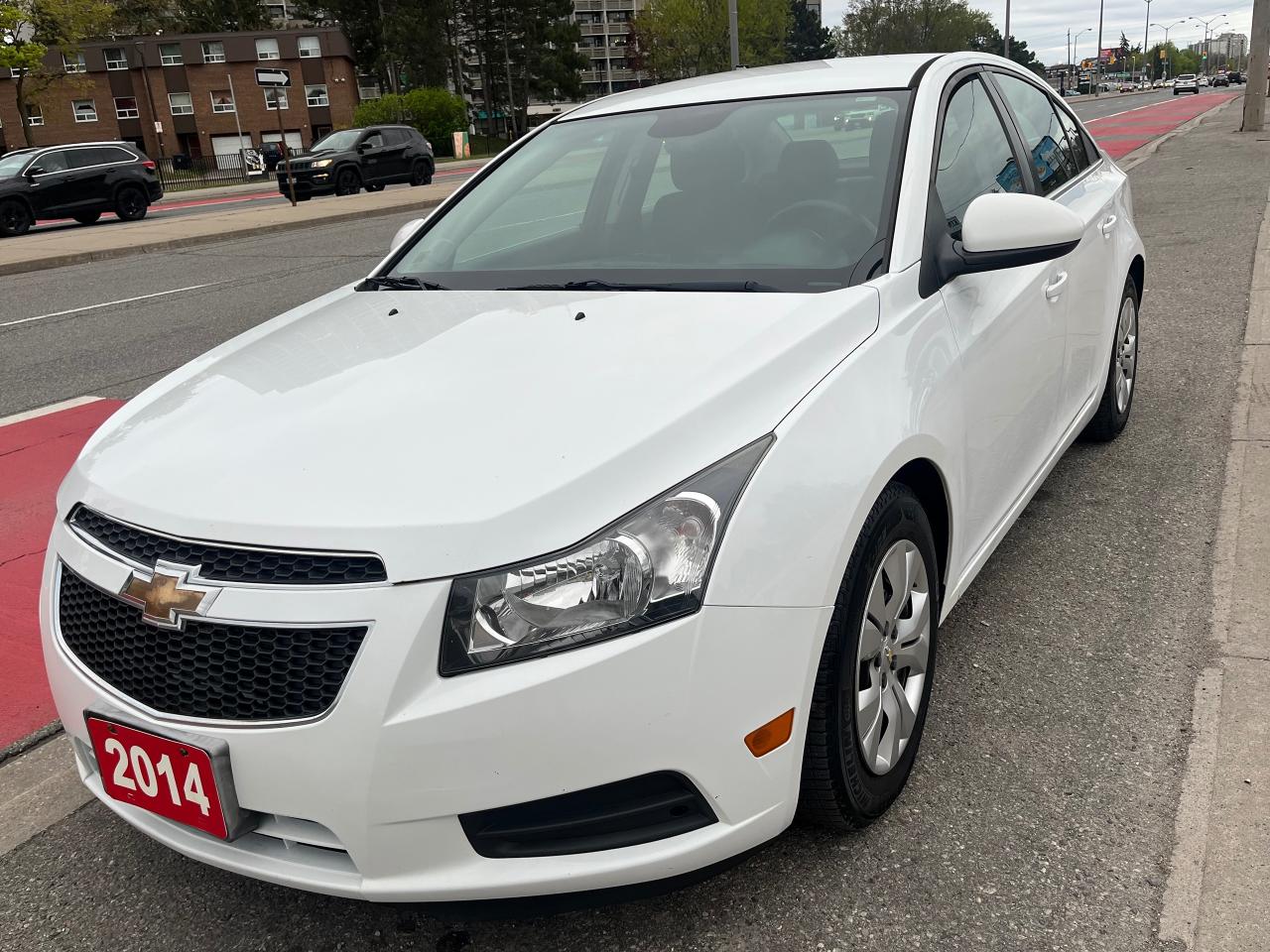 2014 Chevrolet Cruze 1LT- - Photo #3