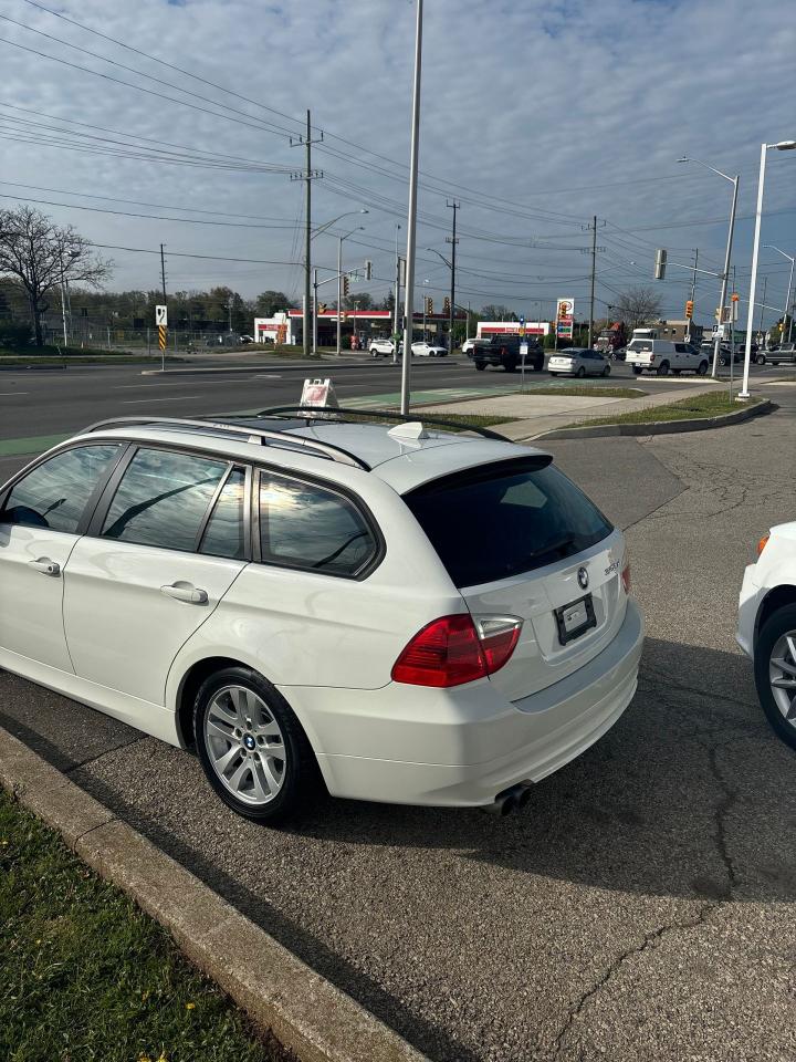 2008 BMW 3 Series 4dr Touring Wgn 328xi AWD - Photo #6
