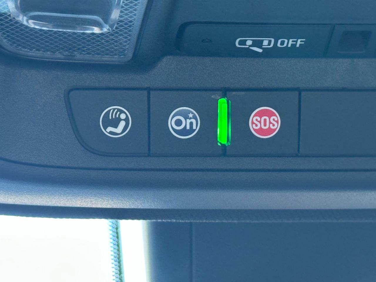 2023 Cadillac XT4 AWD Luxury - Photo #18