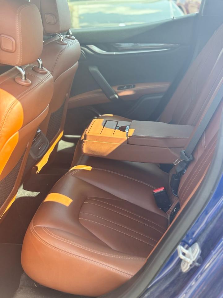 2015 Maserati Ghibli S Q4 - Photo #18