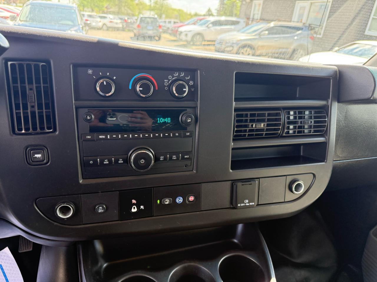 2021 Chevrolet Express Cargo Van 2500 4.3L CERTIFIED Photo12
