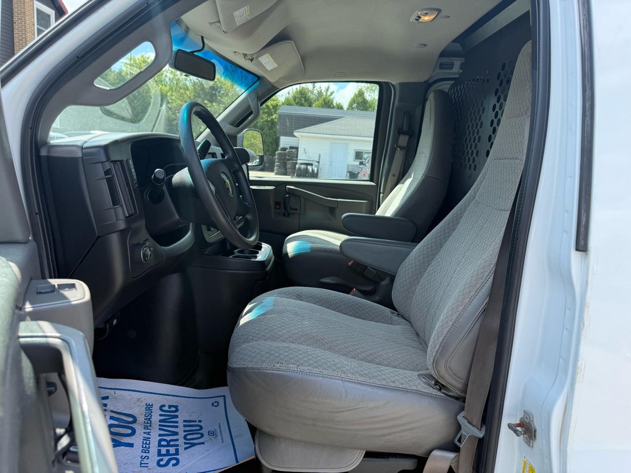 2021 Chevrolet Express Cargo Van 2500 4.3L CERTIFIED Photo9