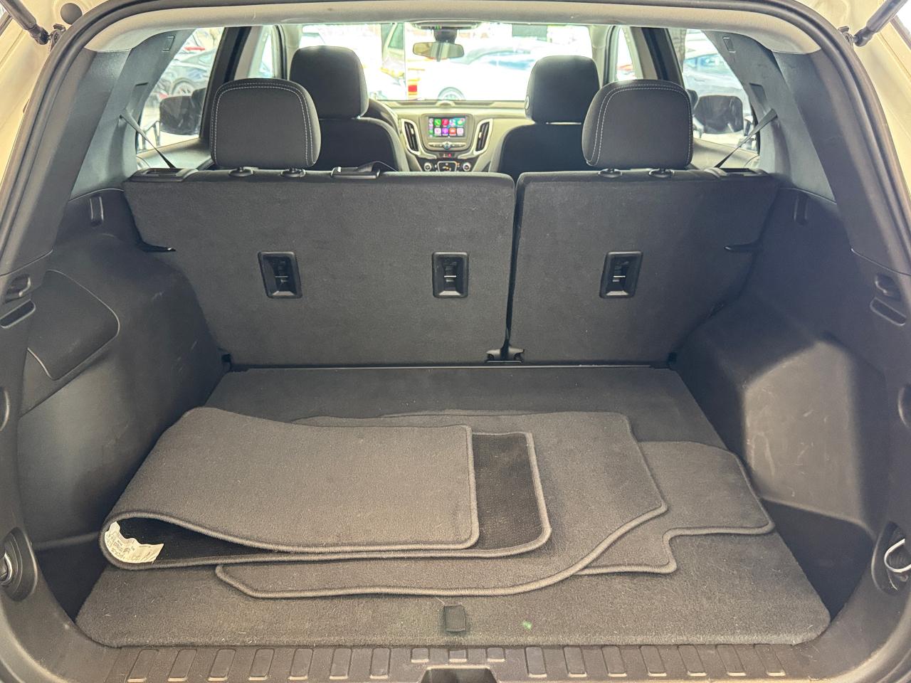 2022 Chevrolet Equinox LS+New Tires & Brakes+Collision Alert+CLEAN CARFAX Photo28