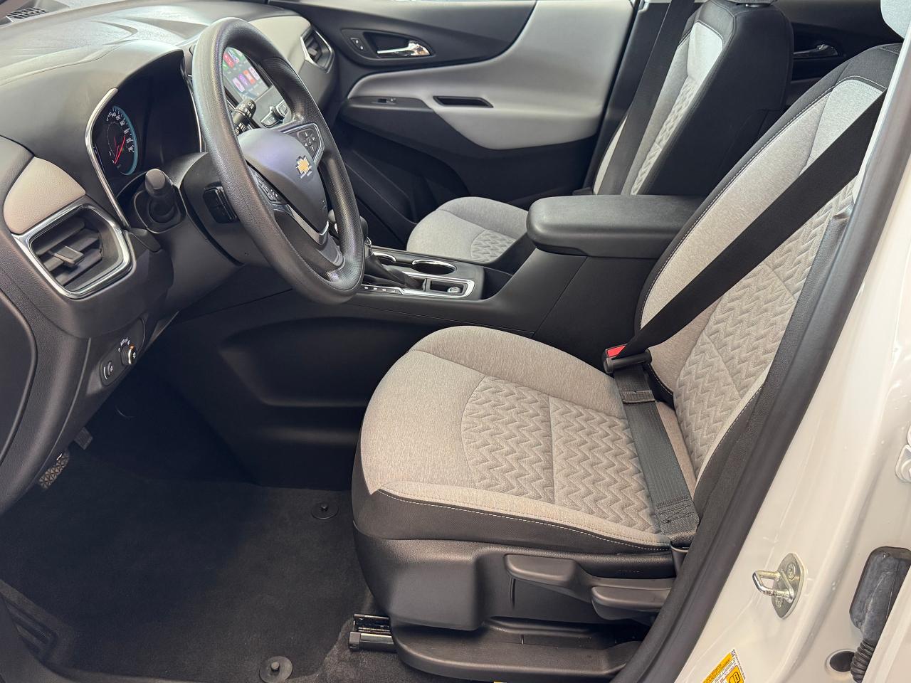 2022 Chevrolet Equinox LS+New Tires & Brakes+Collision Alert+CLEAN CARFAX Photo88