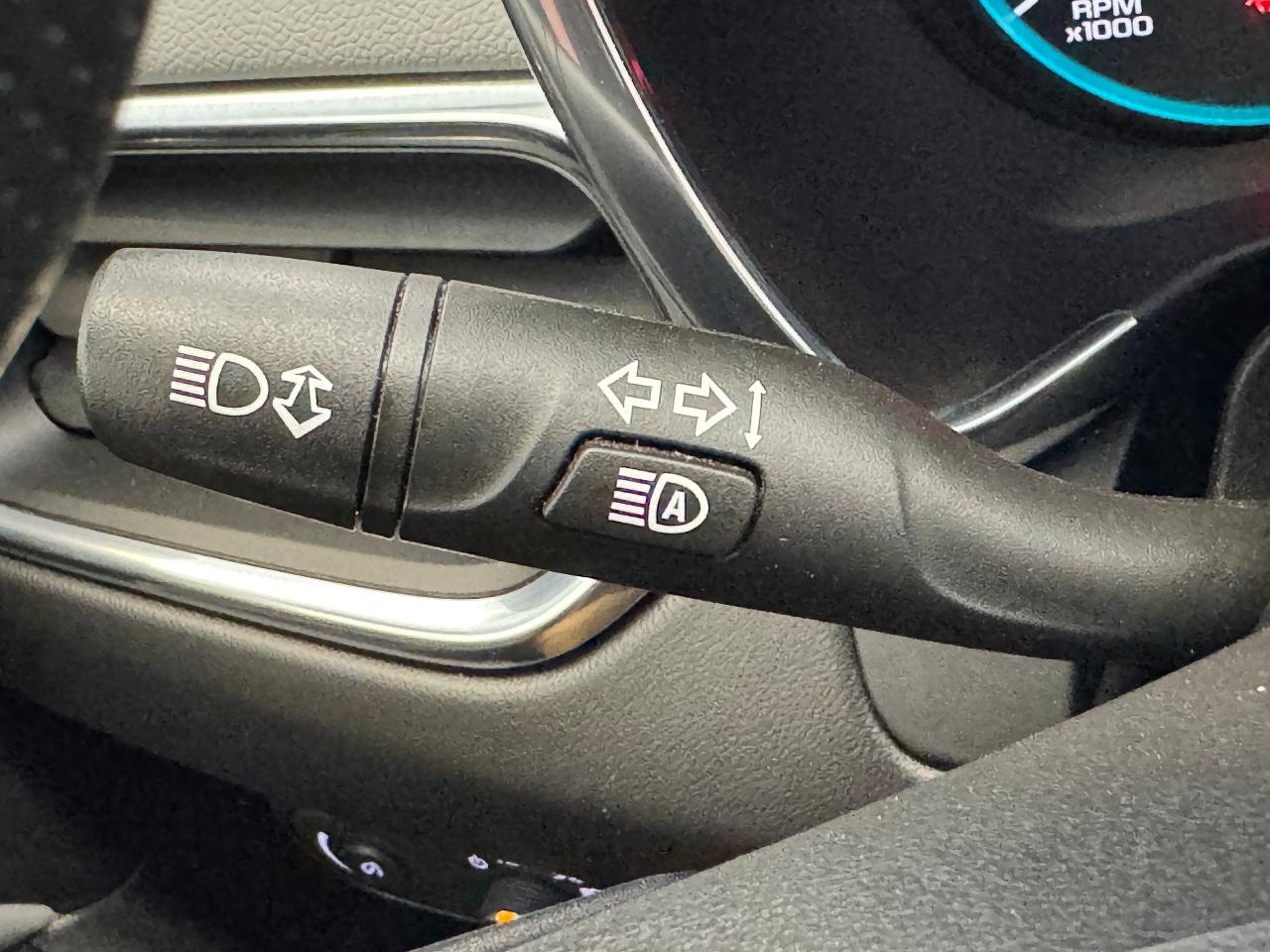 2022 Chevrolet Equinox LS+New Tires & Brakes+Collision Alert+CLEAN CARFAX - Photo #48