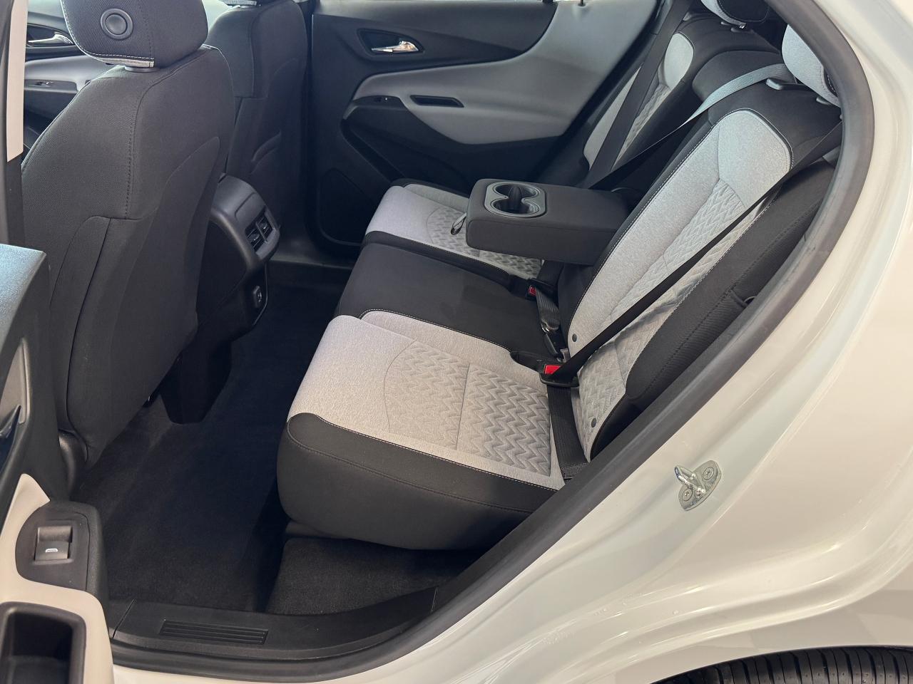 2022 Chevrolet Equinox LS+New Tires & Brakes+Collision Alert+CLEAN CARFAX Photo93