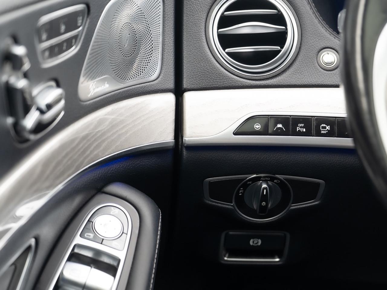 2016 Mercedes-Benz S-Class S 550 Photo34