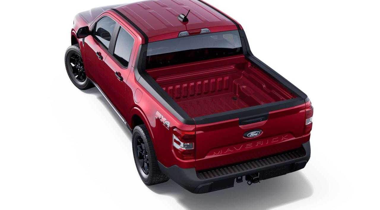 2025 Ford Maverick XLT AWD SuperCrew Photo1