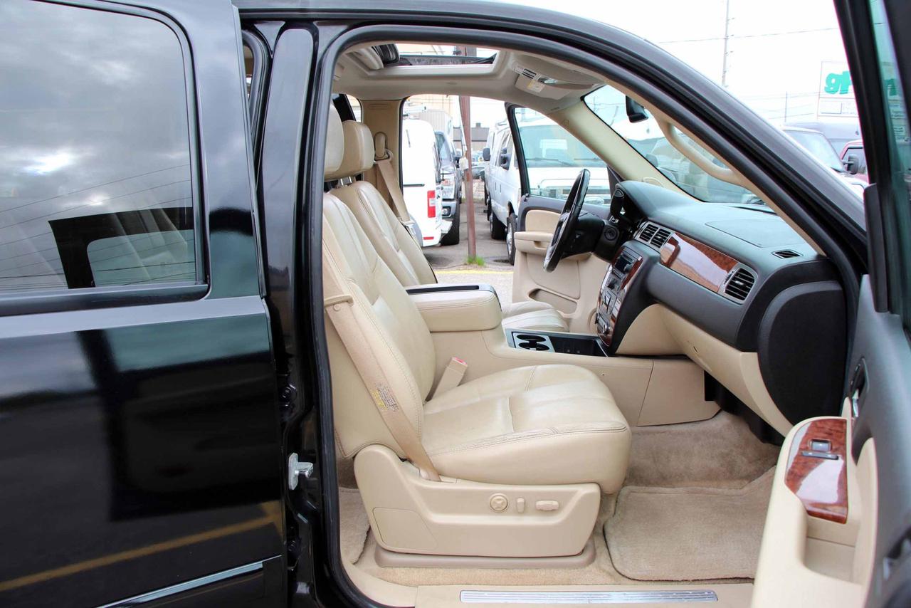 2007 Chevrolet Suburban LT1 Photo