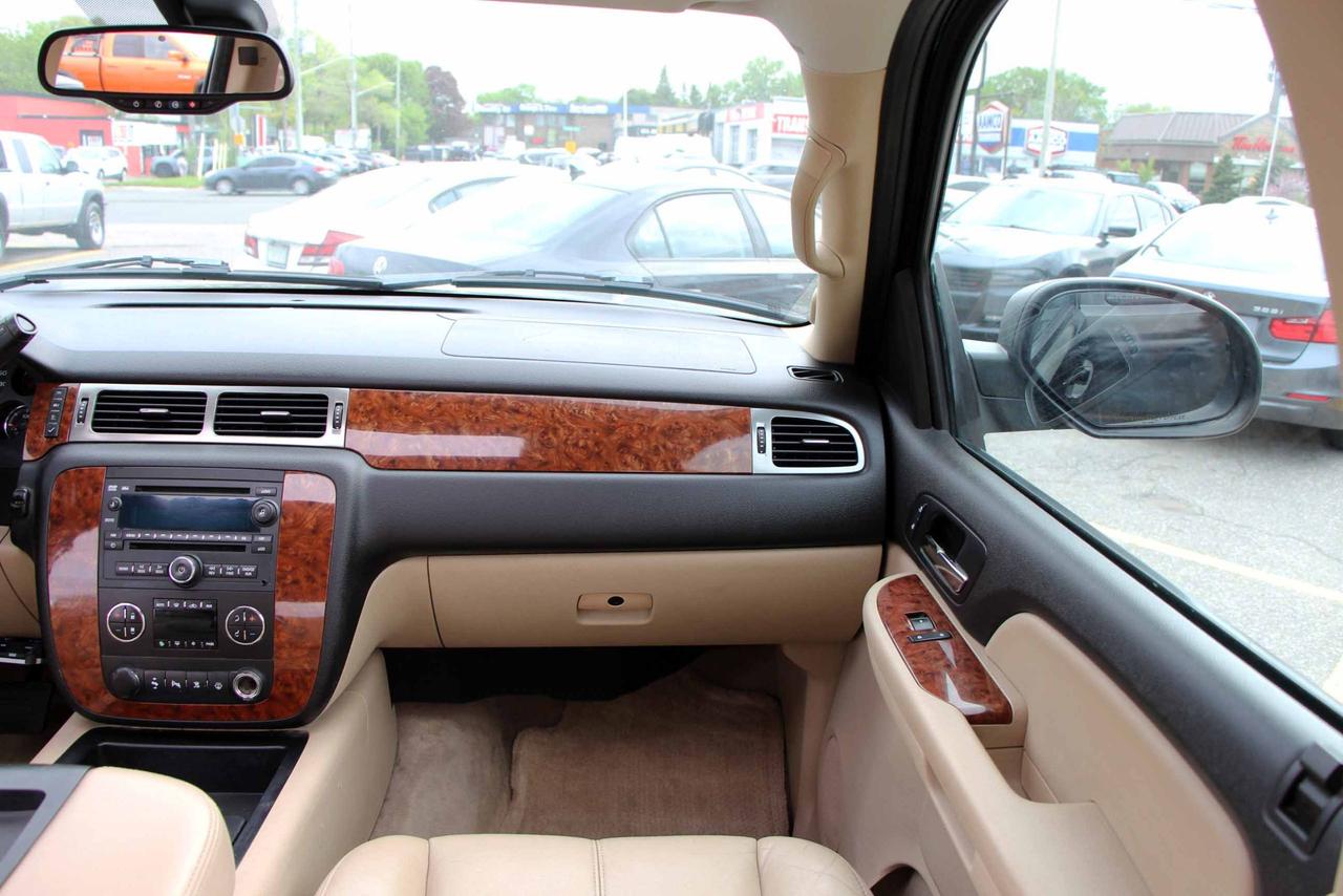 2007 Chevrolet Suburban LT1 Photo