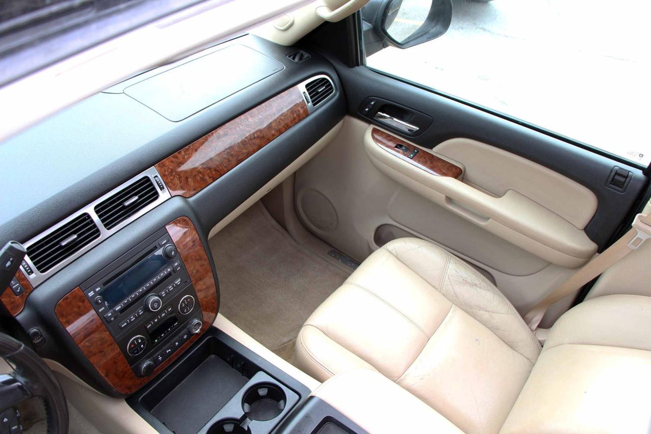 2007 Chevrolet Suburban LT1 Photo