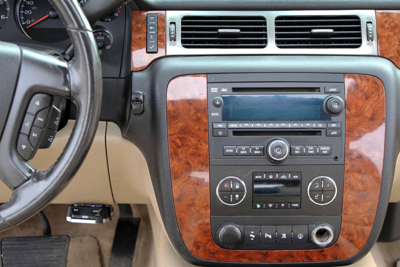 2007 Chevrolet Suburban LT1 Photo