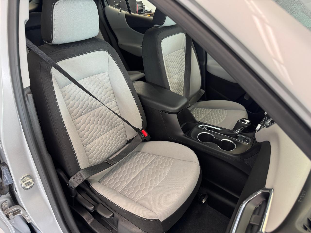 2021 Chevrolet Equinox LS AWD+New Tires+CLEAN! ONE OWNER+CLEAN CARFAX Photo25