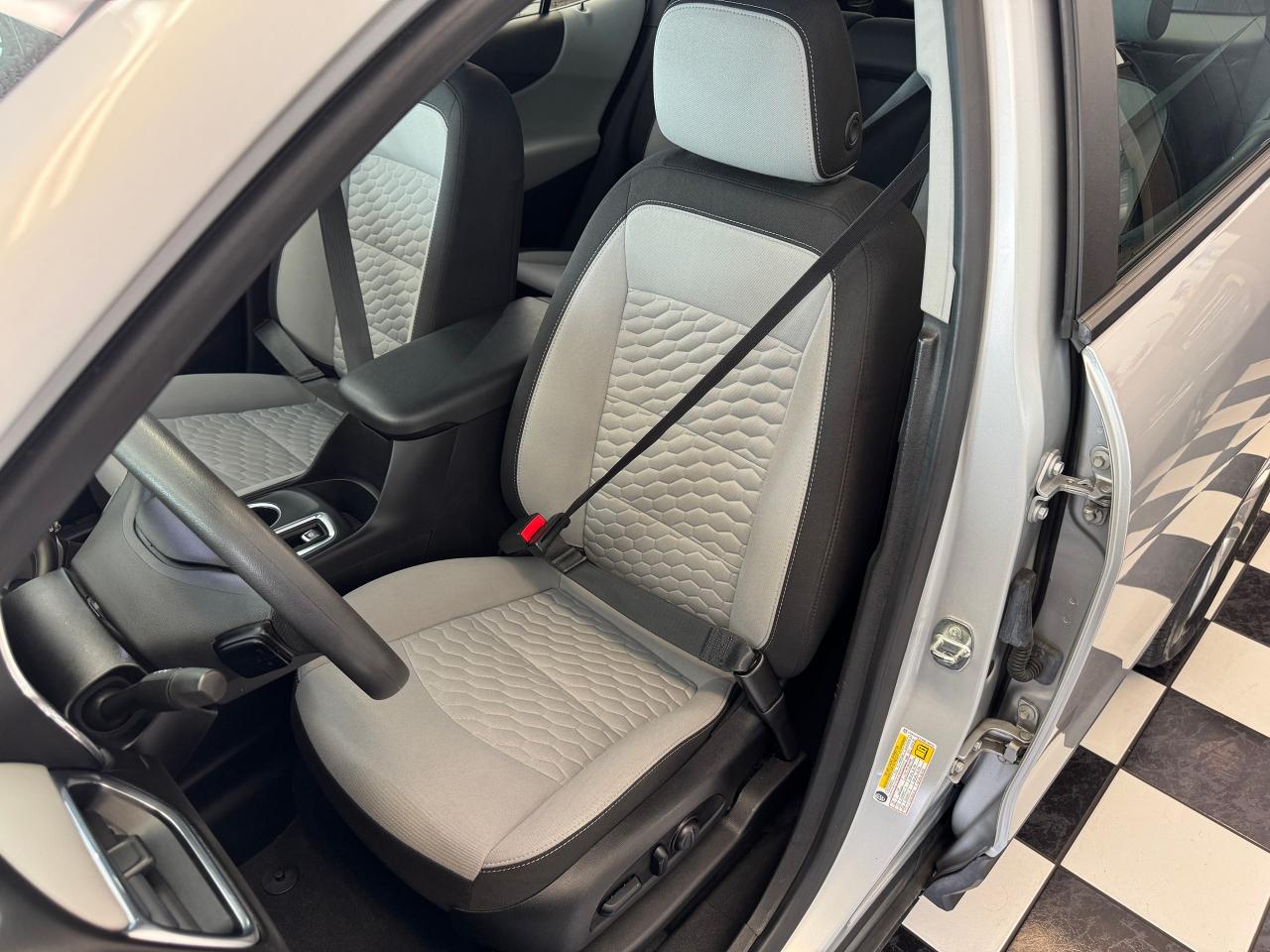 2021 Chevrolet Equinox LS AWD+New Tires+CLEAN! ONE OWNER+CLEAN CARFAX Photo91
