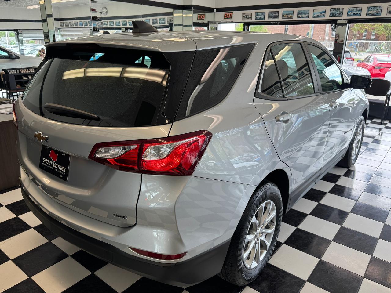 2021 Chevrolet Equinox LS AWD+New Tires+CLEAN! ONE OWNER+CLEAN CARFAX Photo78