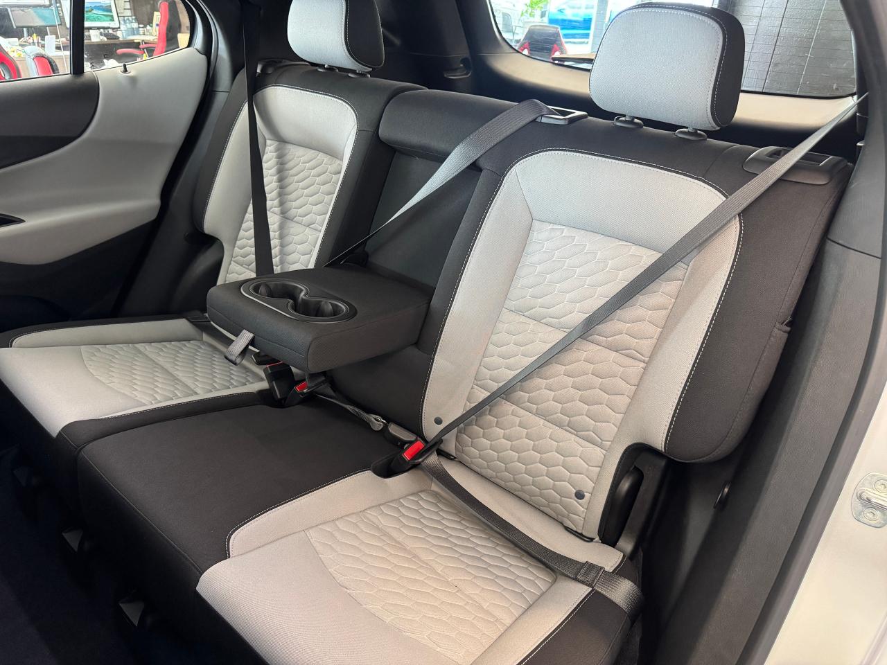 2021 Chevrolet Equinox LS AWD+New Tires+CLEAN! ONE OWNER+CLEAN CARFAX - Photo #27