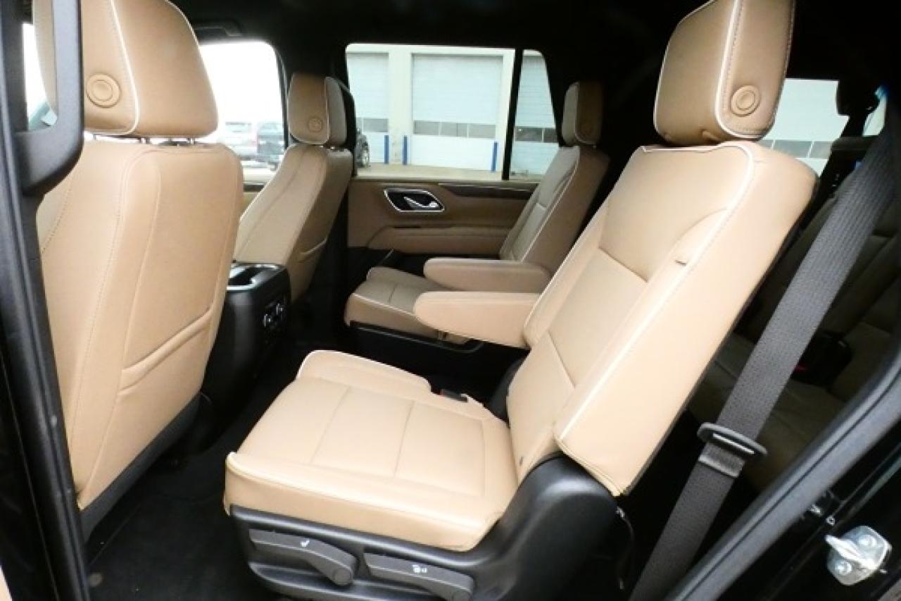 2024 Chevrolet Tahoe Premier 4WD w/H&C L, NAV, BUC - Photo #10