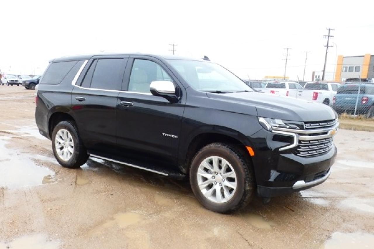 2024 Chevrolet Tahoe Premier 4WD w/H&C L, NAV, BUC - Photo #4