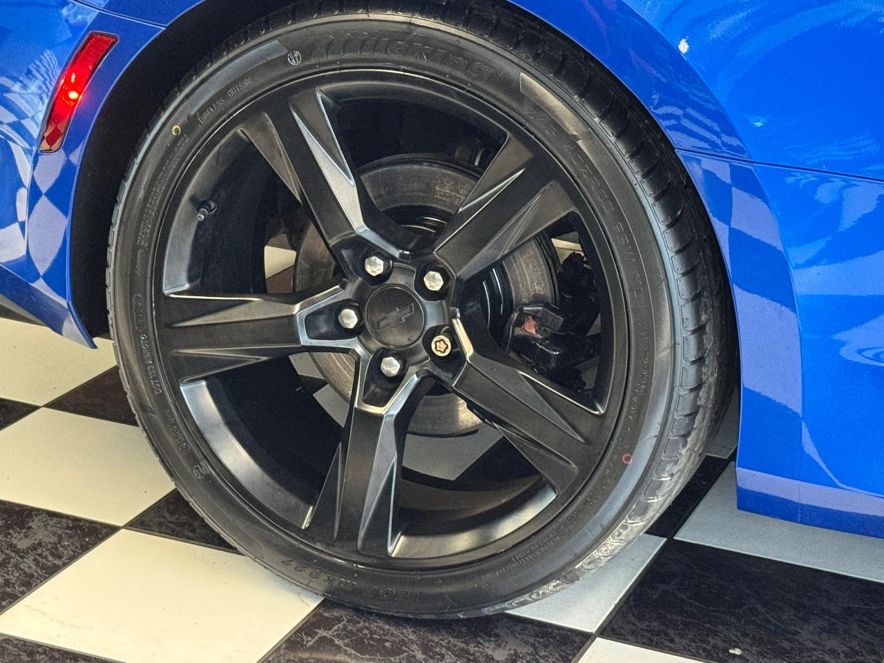 2018 Chevrolet Camaro LT RS+New Tires+Sunroof+Remote Start+CLEAN CARFAX Photo56