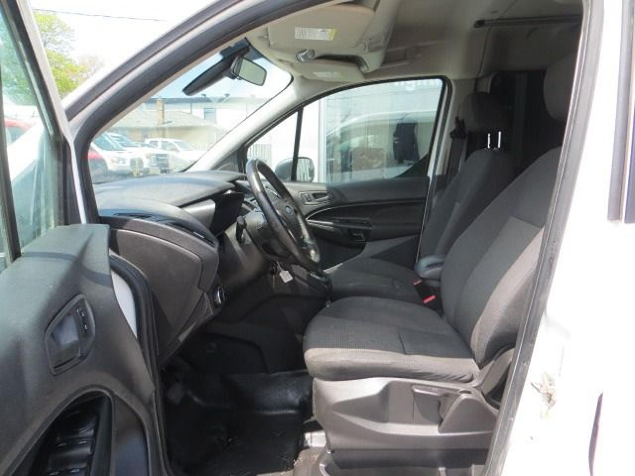 2018 Ford Transit Connect CERTIFIED, VERSATILE PASSENGERS & CARGO CONNECT - Photo #8