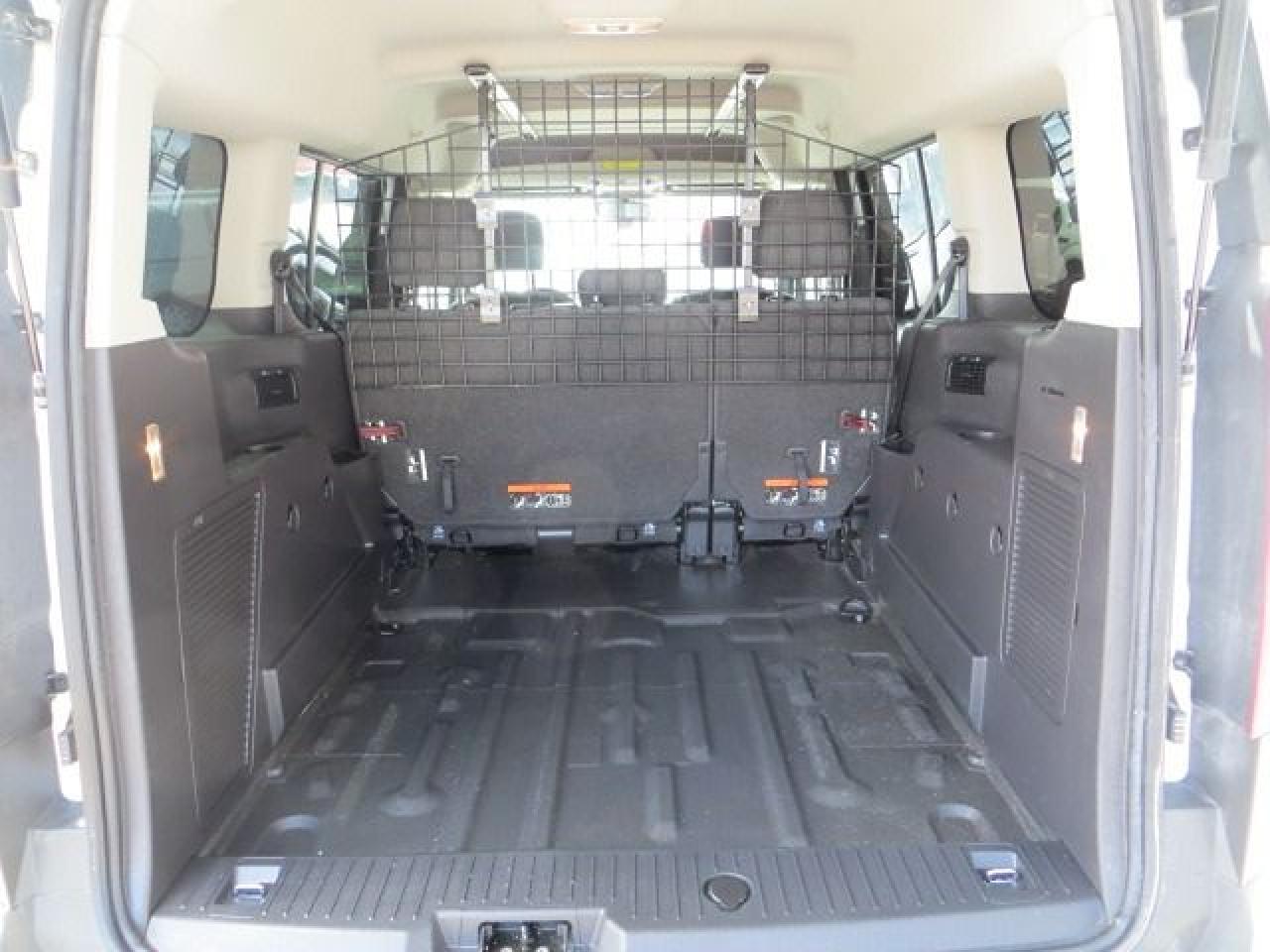 2018 Ford Transit Connect CERTIFIED, VERSATILE PASSENGERS & CARGO CONNECT - Photo #12