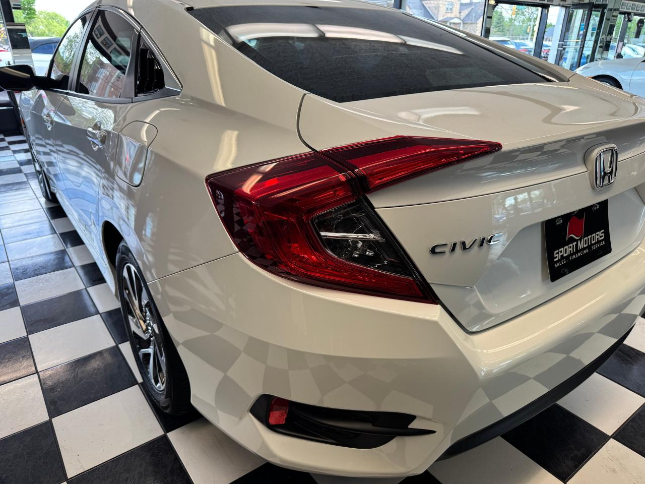 2017 Honda Civic EX+New Tires+Brakes+Roof+LaneKeep+CLEAN CARFAX - Photo #38