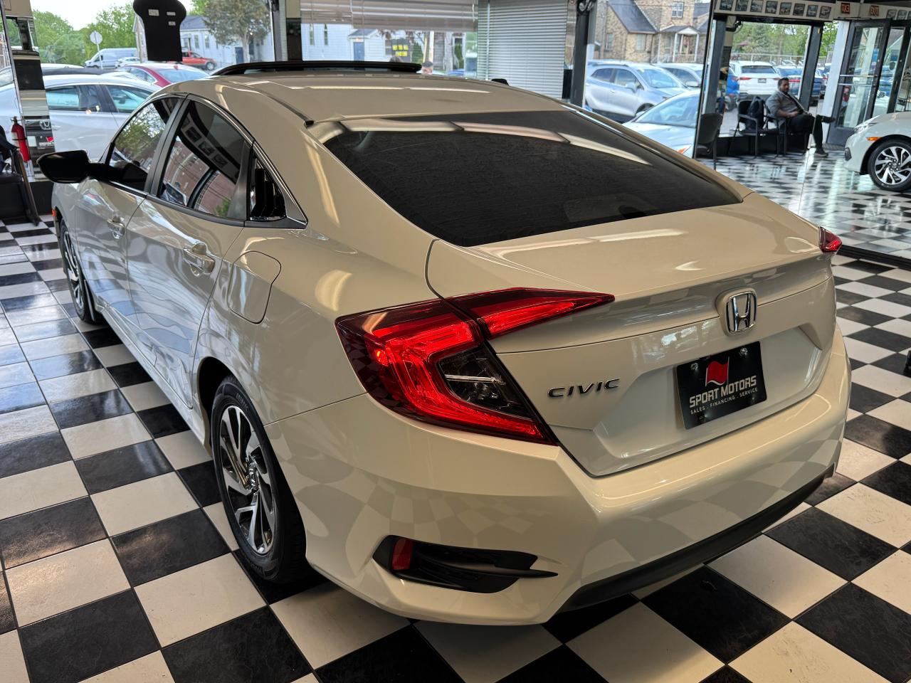 2017 Honda Civic EX+New Tires+Brakes+Roof+LaneKeep+CLEAN CARFAX Photo7