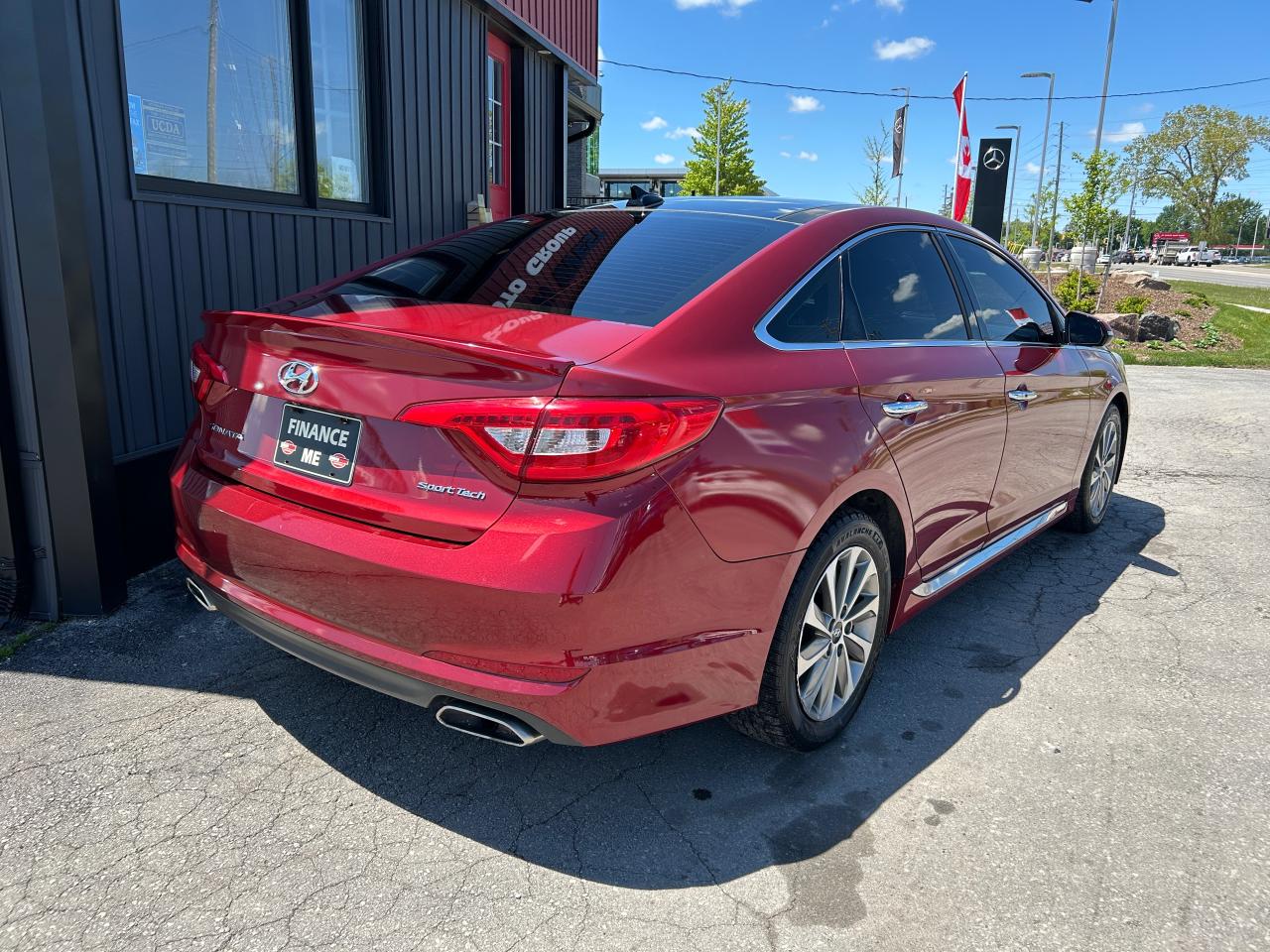2016 Hyundai Sonata 2.4L Sport Tech - Photo #2
